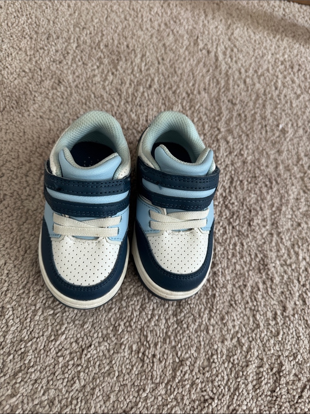 Cat & Jack Toddler Sneakers in Light Blue and Navy